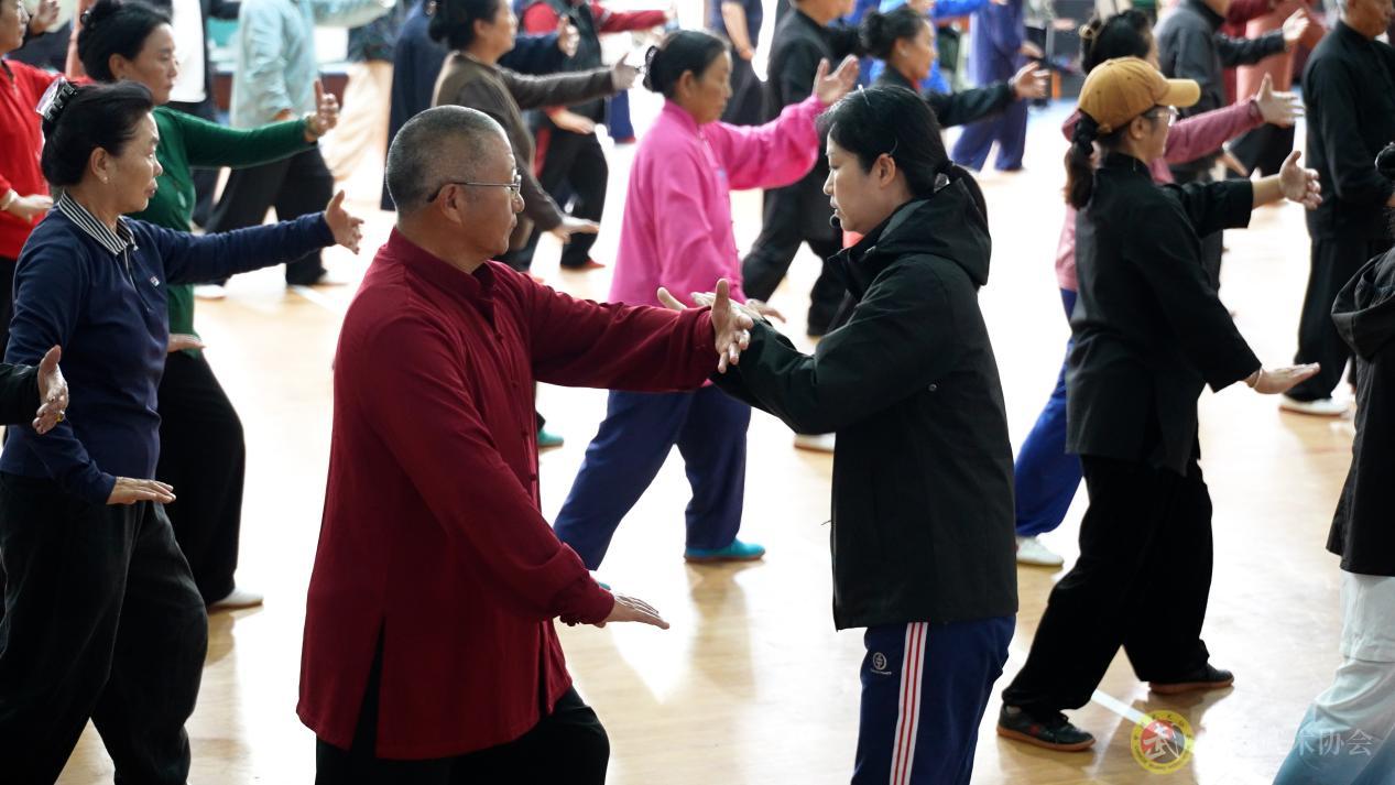 175862859207677.jpg 175862859207677.jpg